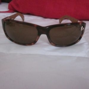 TRUE RELIGION SUNGLASSES